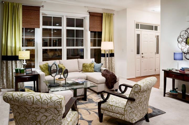 Adriana Living Room & Entrance